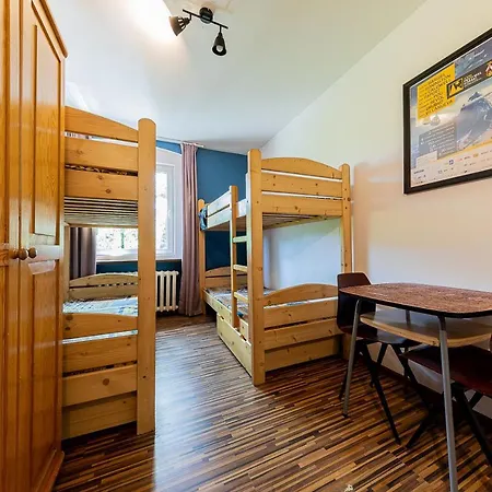 Schronisko Pttk Hostal